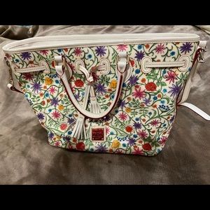 Dooney &Bourke purse